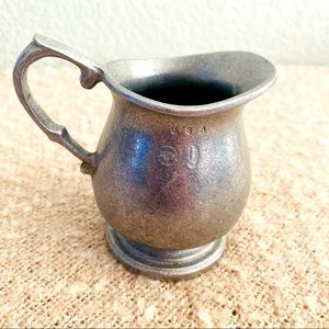 Vintage Wilton creamer/server